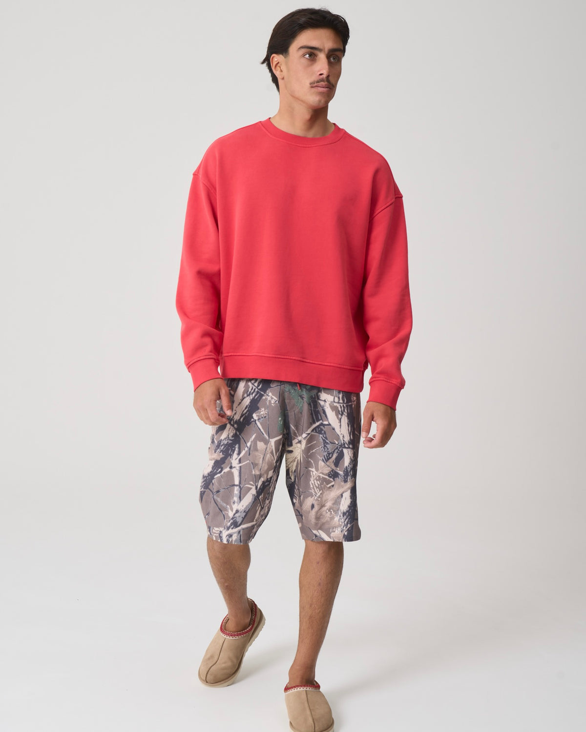 Chilli Unisex Crew Sweater Washed Red