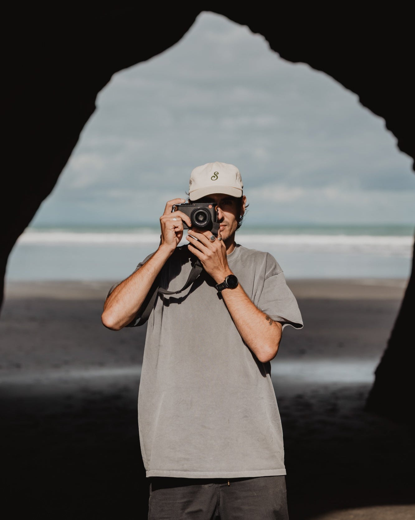 Austin Oversized Tee Charcoal Tees The Sauce Basics