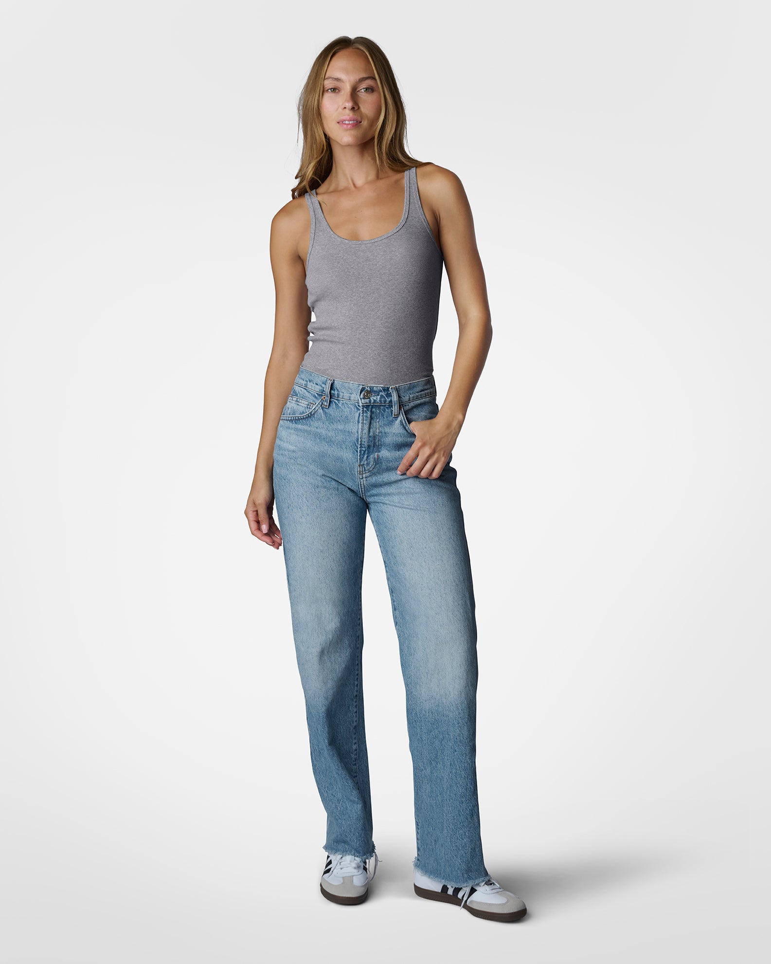 Lucy Scoop Tank Heather Grey Tanks The Sauce Basics